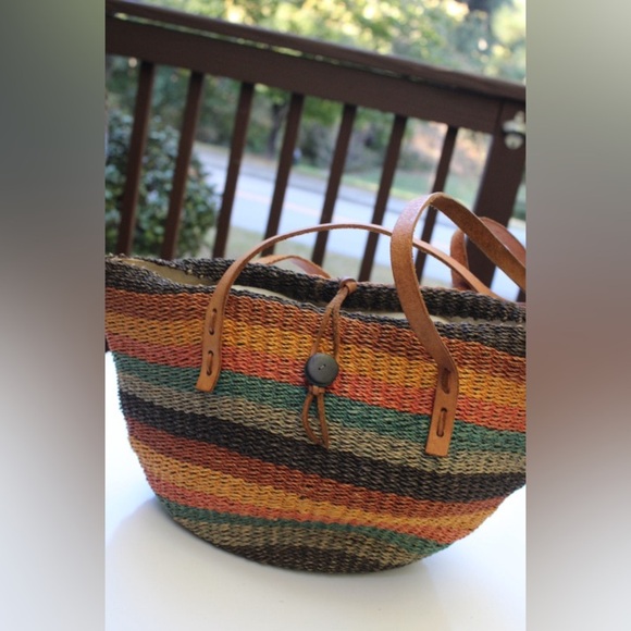 Handwoven Sisi basket tote bag - Picture 8 of 11